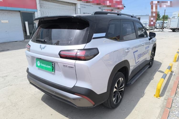 Used Wuling Xingguang 560 New Energy 2026 Model, Plug-in Hybrid, 125 km, Luxury Version Rear Right 45 Deg