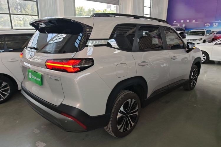 Used Wuling Xingguang 560 New Energy 2026 Model, Plug-in Hybrid, 125 km, Luxury Version Rear Right 45 Deg