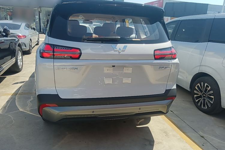 Used Wuling Xingguang 560 New Energy 2026 Model, Plug-in Hybrid, 125 km, Luxury Version Rear