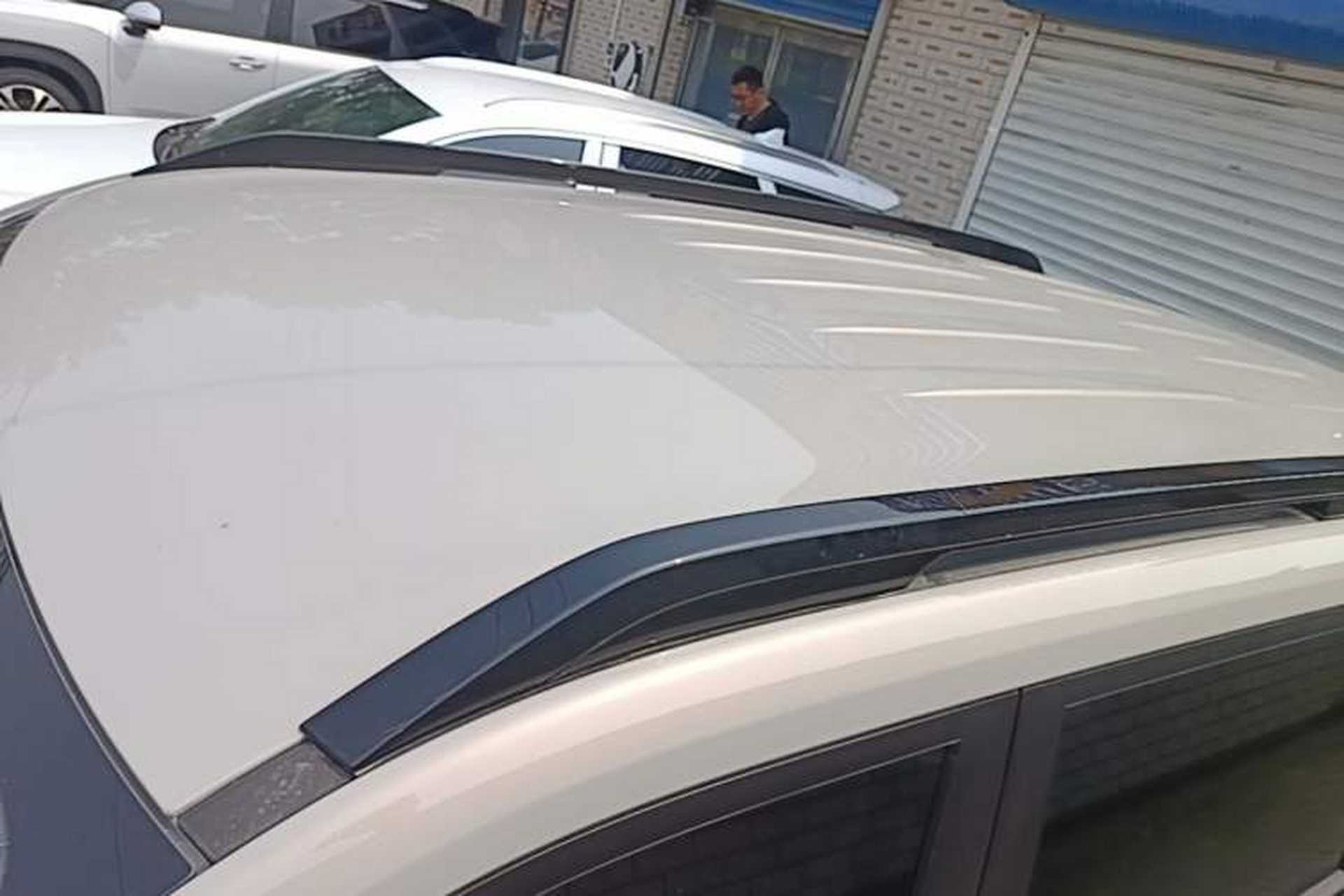 Used Wuling Xingguang 560 New Energy 2026 Model, Plug-in Hybrid, 125 km, Luxury Version Roof