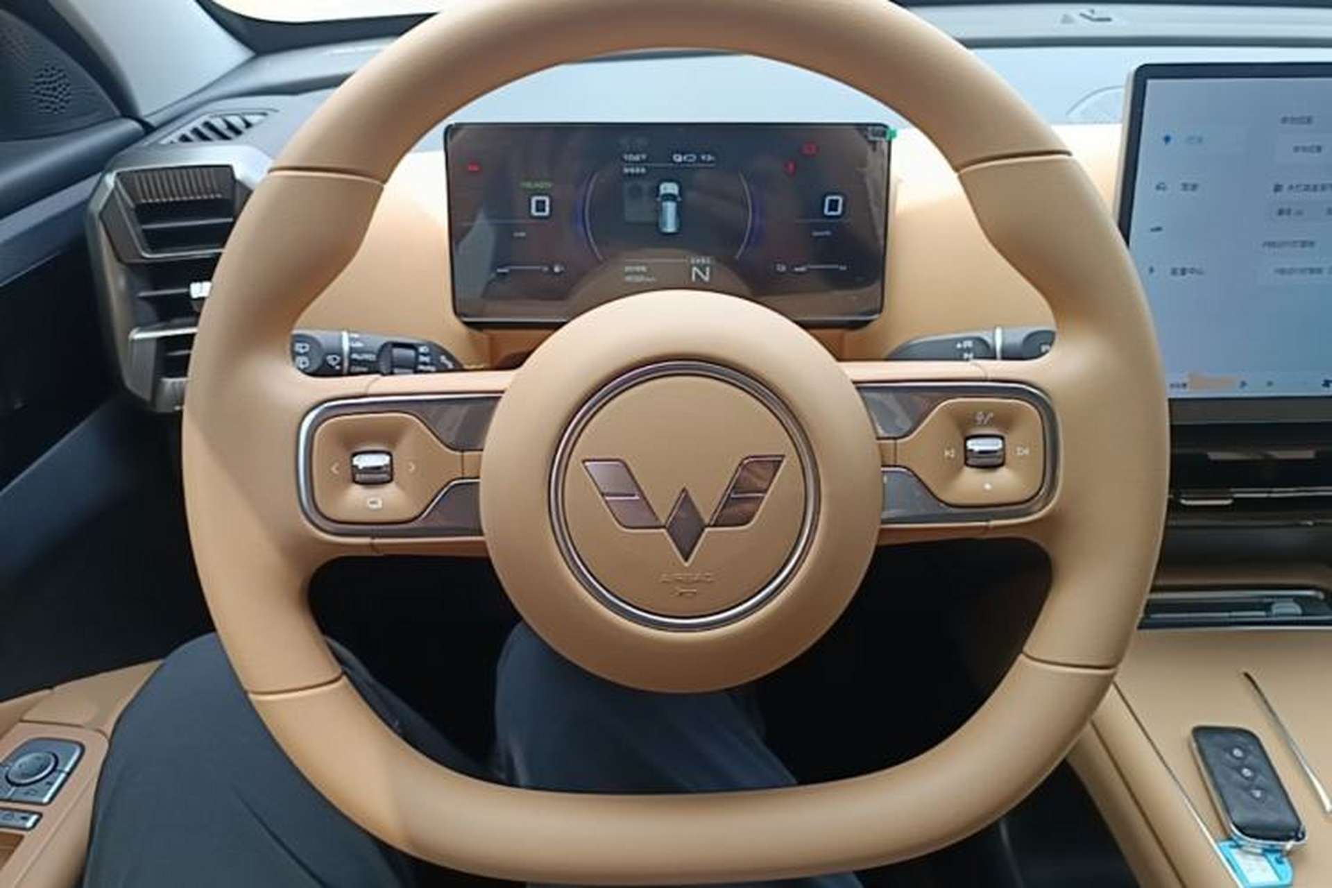 Used Wuling Xingguang 560 New Energy 2026 Model, Plug-in Hybrid, 125 km, Luxury Version Steering Wheel