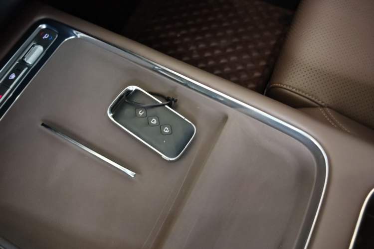 Used Wuling Xingguang 560 New Energy 2026 Model, Plug-in Hybrid, 125 km, Luxury Version Vehicle Key