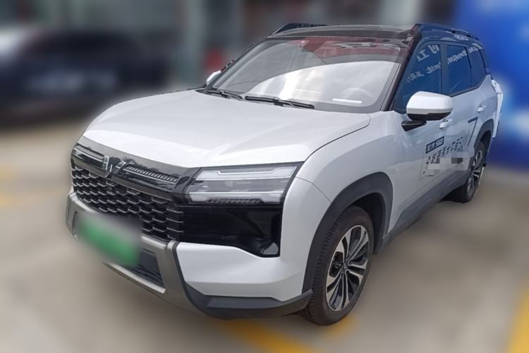 Wuling Xingguang 560 New Energy 2026 Model, Plug-in Hybrid, 125 km, Luxury Version