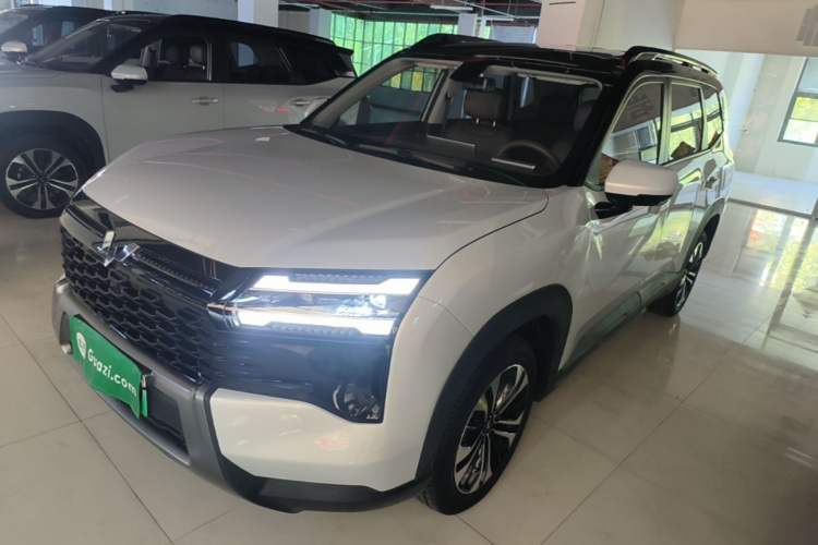Wuling Xingguang 560 New Energy 2026 Model, Plug-in Hybrid, 125 km, Luxury Version
