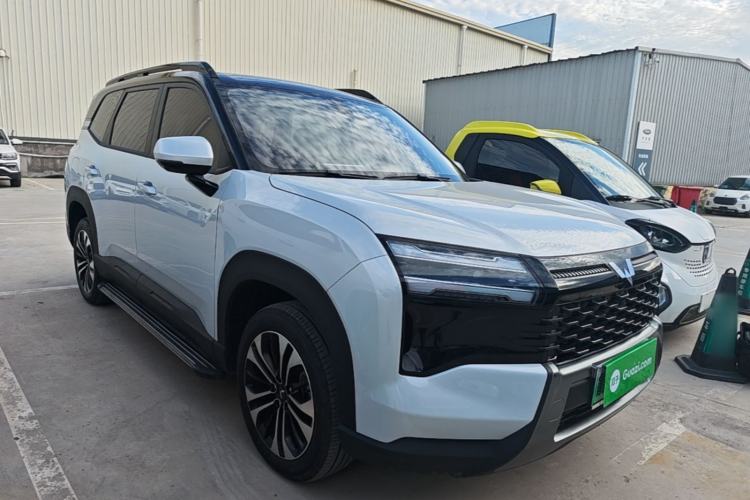 Used Wuling Xingguang 560 New Energy 2026 Model, Plug-in Hybrid, 125 km, Luxury Version Exterior 1