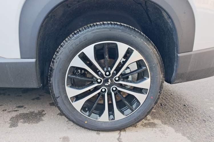 Used Wuling Xingguang 560 New Energy 2026 Model, Plug-in Hybrid, 125 km, Luxury Version Exterior 6