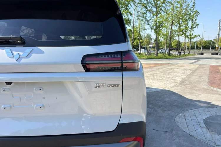 Used Wuling Xingguang 560 New Energy 2026 Model, Plug-in Hybrid, 125 km, Luxury Version Exterior 7