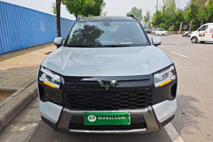 Used Wuling Xingguang 560 New Energy 2026 Model, Plug-in Hybrid, 125 km, Luxury Version Front