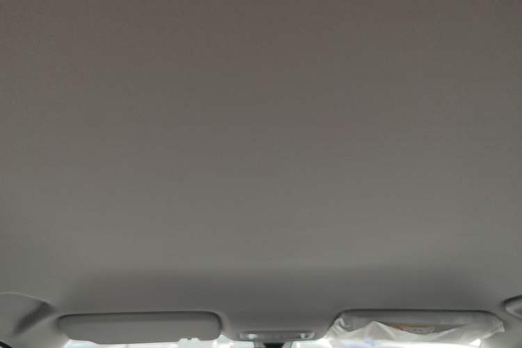 Used Wuling Xingguang 560 New Energy 2026 Model, Plug-in Hybrid, 125 km, Luxury Version Headliner