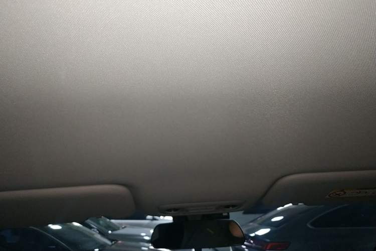 Used Wuling Xingguang 560 New Energy 2026 Model, Plug-in Hybrid, 125 km, Luxury Version Headliner