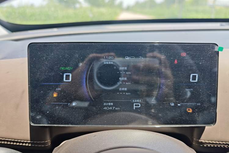 Used Wuling Xingguang 560 New Energy 2026 Model, Plug-in Hybrid, 125 km, Luxury Version Instrument Cluster