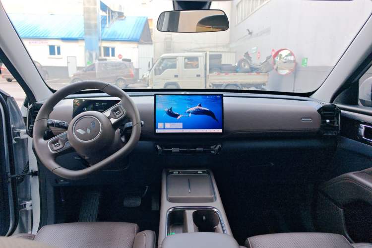 Used Wuling Xingguang 560 New Energy 2026 Model, Plug-in Hybrid, 125 km, Luxury Version Interior 1