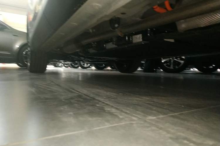 Used Wuling Xingguang 560 New Energy 2026 Model, Plug-in Hybrid, 125 km, Luxury Version Left Side Sill