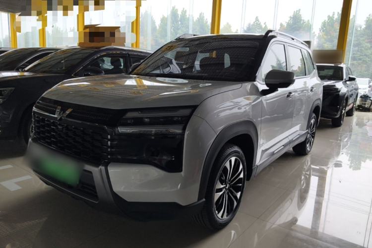 Wuling Xingguang 560 New Energy 2026 Model, Plug-in Hybrid, 125 km, Luxury Version