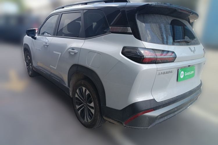 Used Wuling Xingguang 560 New Energy 2026 Model, Plug-in Hybrid, 125 km, Luxury Version Rear Left 45 Deg