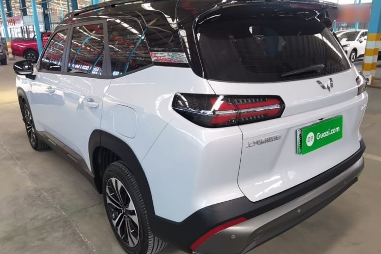 Used Wuling Xingguang 560 New Energy 2026 Model, Plug-in Hybrid, 125 km, Luxury Version Rear Left 45 Deg