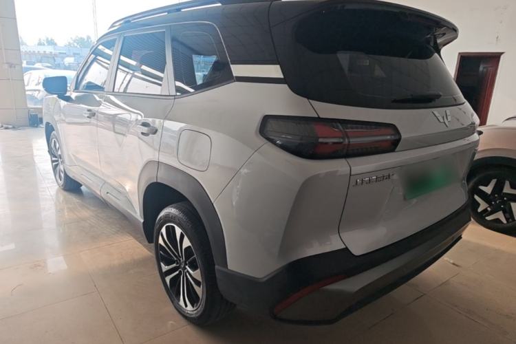 Used Wuling Xingguang 560 New Energy 2026 Model, Plug-in Hybrid, 125 km, Luxury Version Rear Left 45 Deg
