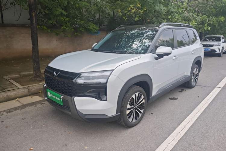 Wuling Xingguang 560 New Energy 2026 Model, Plug-in Hybrid, 125 km, Luxury Version