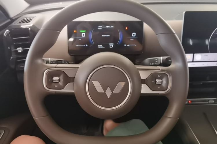 Used Wuling Xingguang 560 New Energy 2026 Model, Plug-in Hybrid, 125 km, Luxury Version Steering Wheel