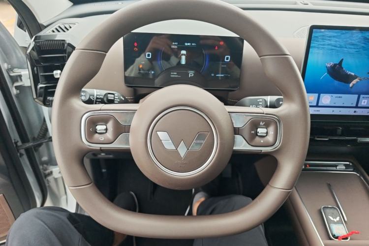 Used Wuling Xingguang 560 New Energy 2026 Model, Plug-in Hybrid, 125 km, Luxury Version Steering Wheel