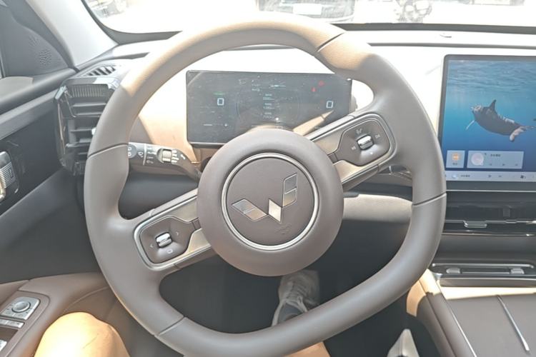 Used Wuling Xingguang 560 New Energy 2026 Model, Plug-in Hybrid, 125 km, Luxury Version Steering Wheel