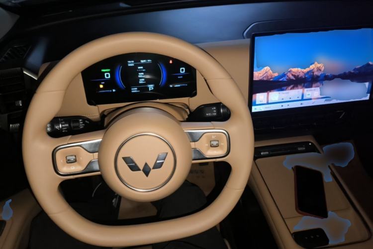 Used Wuling Xingguang 560 New Energy 2026 Model, Plug-in Hybrid, 125 km, Luxury Version Center Console