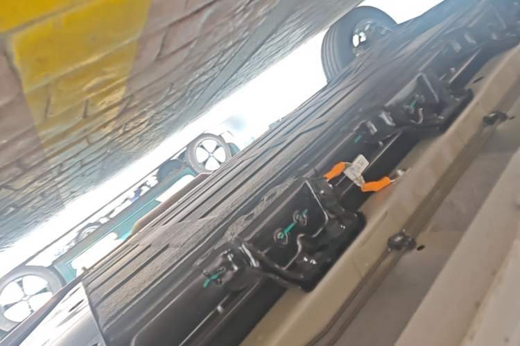 Used Wuling Xingguang 560 New Energy 2026 Model, Plug-in Hybrid, 125 km, Luxury Version Chassis Front Right