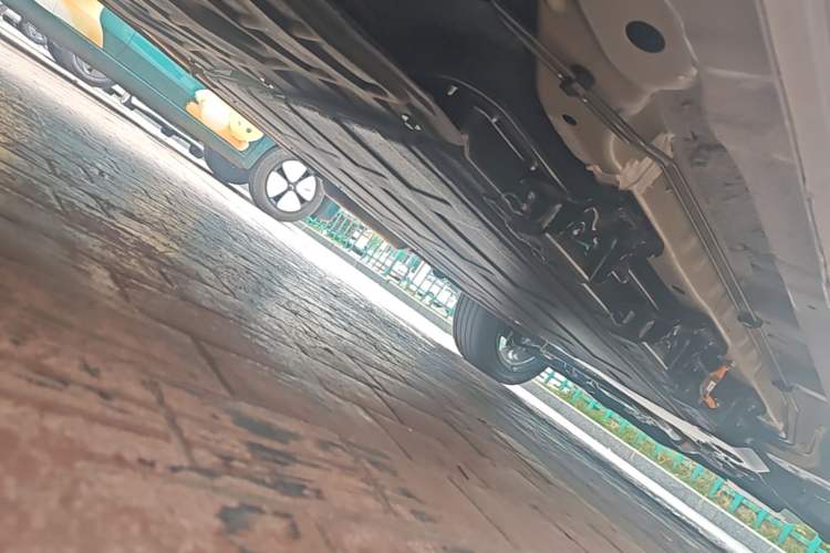 Used Wuling Xingguang 560 New Energy 2026 Model, Plug-in Hybrid, 125 km, Luxury Version Chassis Rear Right