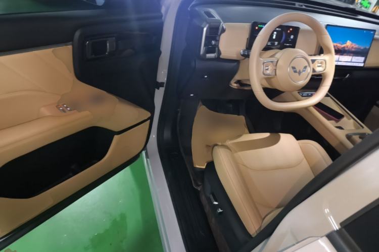 Used Wuling Xingguang 560 New Energy 2026 Model, Plug-in Hybrid, 125 km, Luxury Version Driver Seat