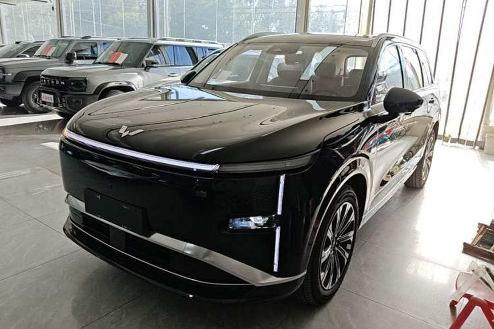Фото Wuling с площадки