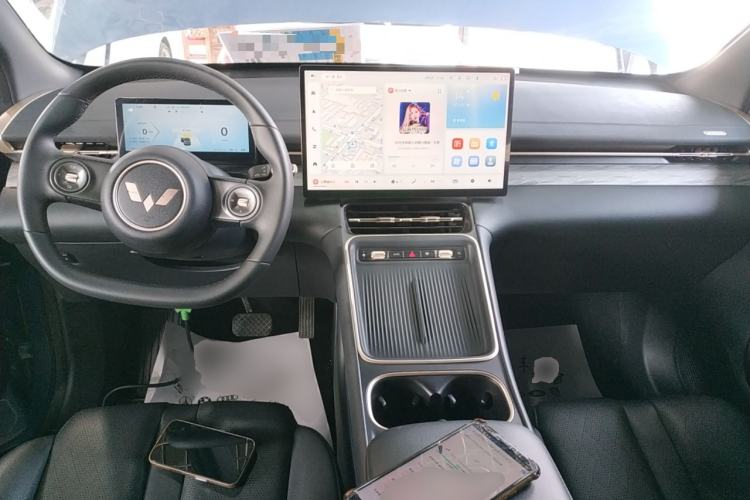 Used Wuling Xingguang S 2024 130 km Flagship Version Center Console