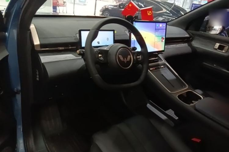 Used Wuling Xingguang S 2024 130 km Flagship Version Center Console