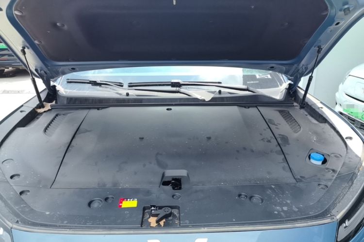 Used Wuling Xingguang S 2024 510 km Flagship Version Engine Bay