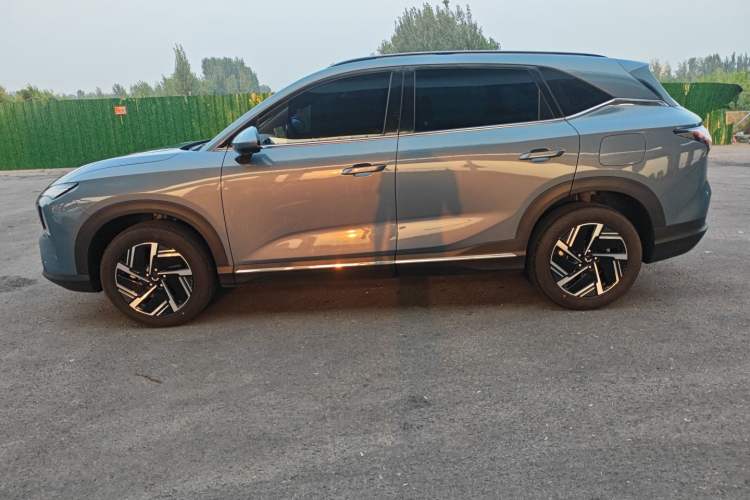 Used Wuling Xingguang S 2024 130 km Flagship Version Exterior 3