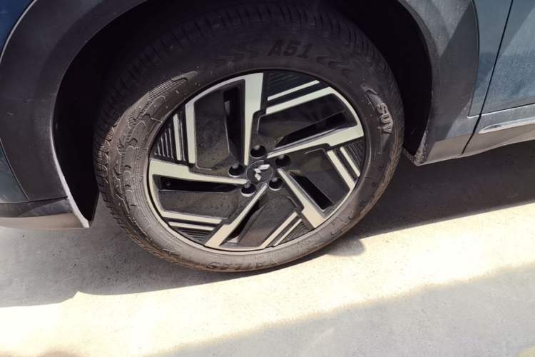 Used Wuling Xingguang S 2024 510 km Flagship Version Exterior 4