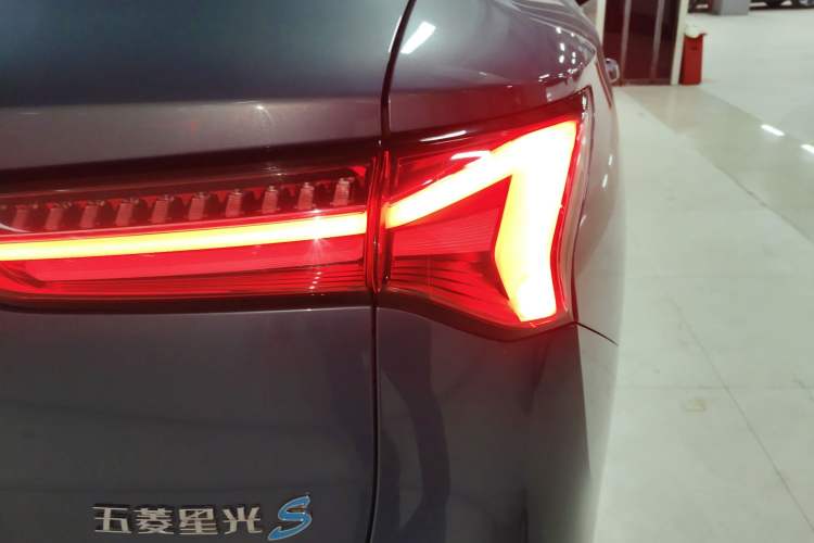 Used Wuling Xingguang S 2024 510km Flagship Edition Exterior 6
