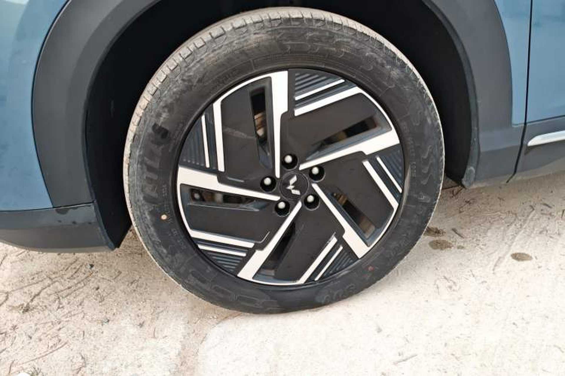 Used Wuling Xingguang S 2024 130 km Flagship Version Exterior 7
