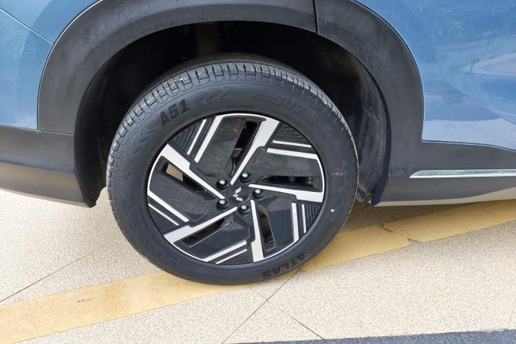 Used Wuling Xingguang S 2024 130 km Flagship Version Exterior 8