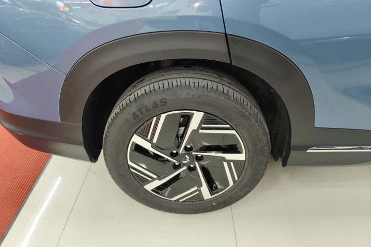 Used Wuling Xingguang S 2024 130 km Flagship Version Exterior 8