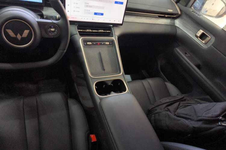 Used Wuling Xingguang S 2024 130 km Flagship Version Gear Lever