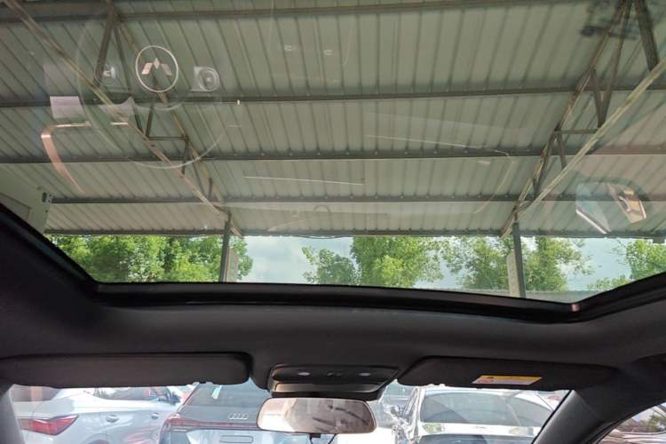 Used Wuling Xingguang S 2024 510 km Flagship Version Headliner