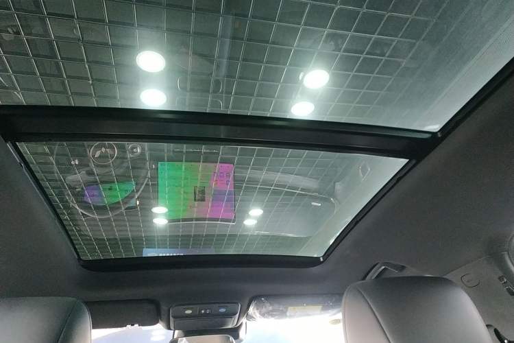 Used Wuling Xingguang S 2024 130 km Flagship Version Headliner