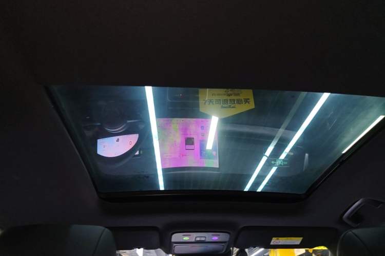 Used Wuling Xingguang S 2024 130 km Flagship Version Headliner