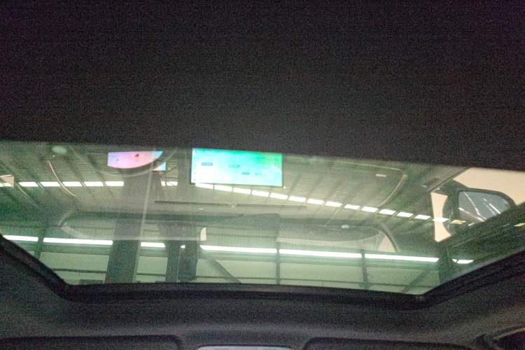 Used Wuling Xingguang S 2024 130 km Flagship Version Headliner