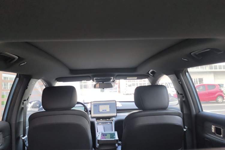 Used Wuling Xingguang S 2024 130 km Flagship Version Headliner