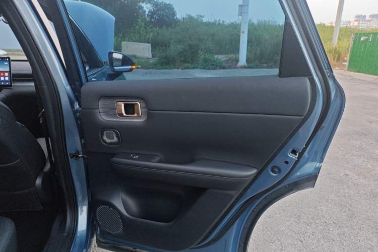 Used Wuling Xingguang S 2024 130 km Flagship Version Interior 6