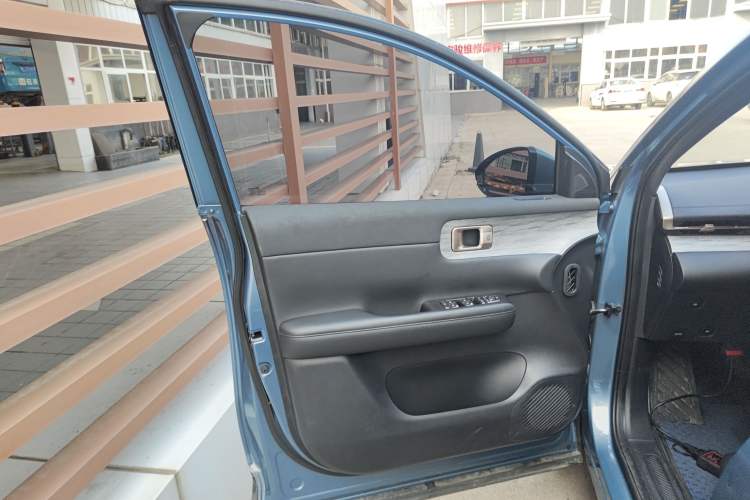 Used Wuling Xingguang S 2024 130 km Flagship Version Left Front Door Interior