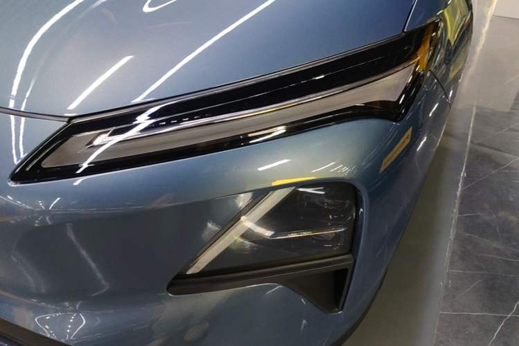 Used Wuling Xingguang S 2024 130 km Flagship Version Left Front Headlight