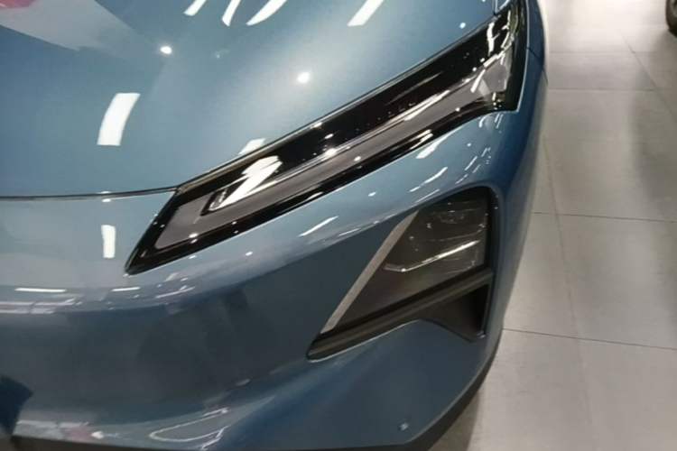 Used Wuling Xingguang S 2024 130 km Flagship Version Left Front Headlight