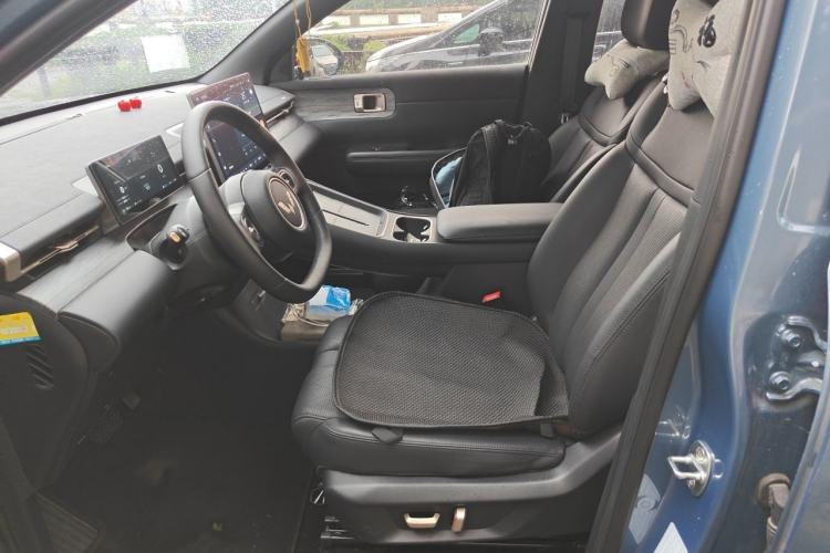 Used Wuling Xingguang S 2024 130 km Flagship Version Left Front Seat
